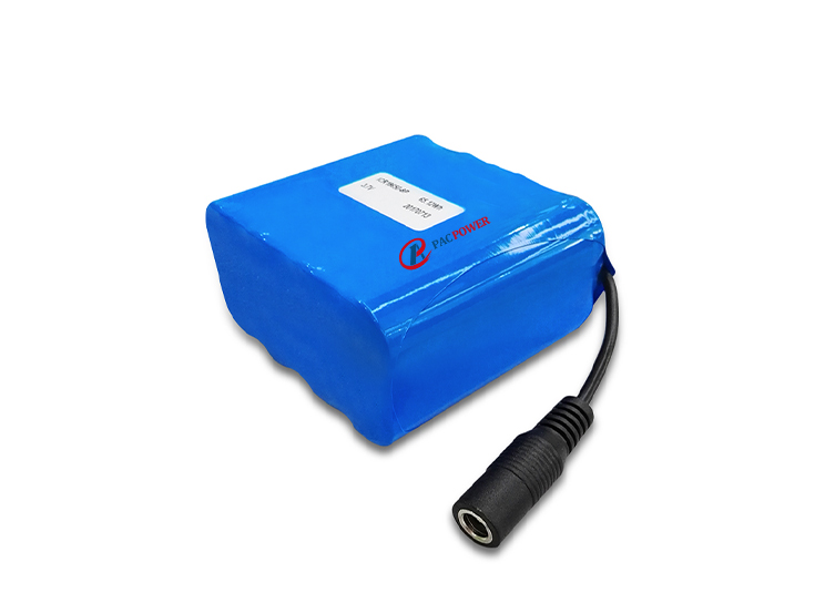 18650 Batterie lithium-ion 2S5P avec balance BMS 7.4v 15Ah pour machines agricoles de suivi IoT